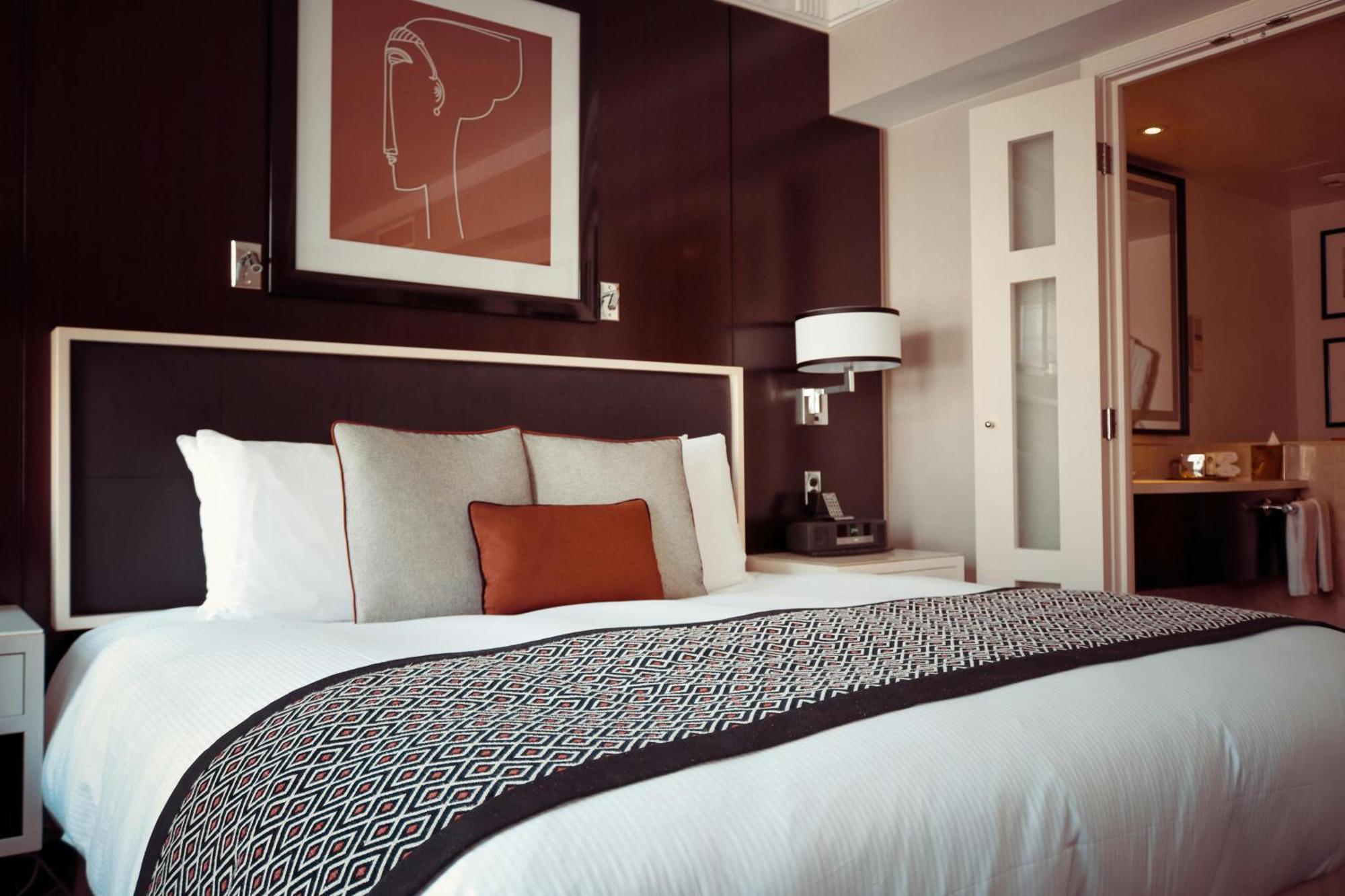 Premium Tela Near Igi Airport Delhi 4* New Delhi